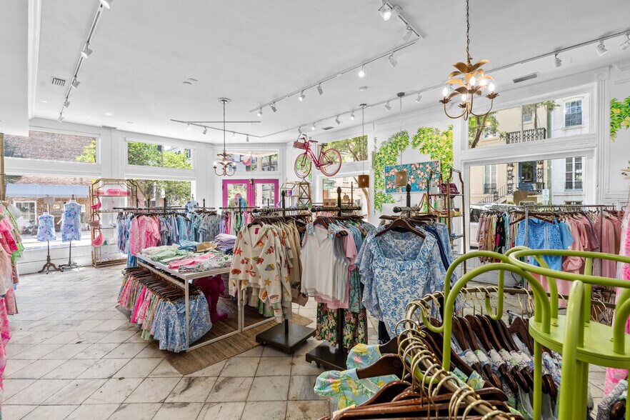 More Photos Of 417 Whitaker St, Savannah Storefront Retail Residential For Sale