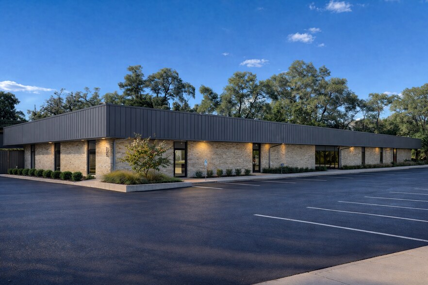 Primary Photo Of 605 E Lincoln Way, Ames Office For Lease