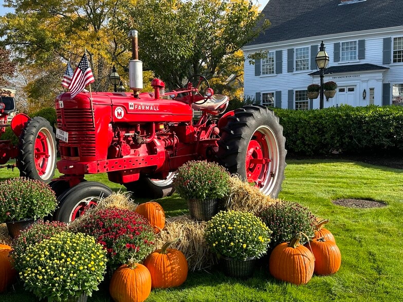 More Photos Of 10 Maple St, Middleton Office For Lease