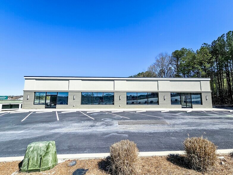 Primary Photo Of 1120 N Blairs Bridge Rd, Lithia Springs Showroom For Sale