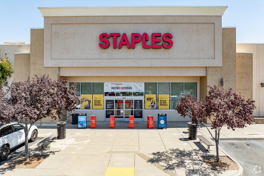 More Photos Of 2222-2226 Cleveland Ave, Santa Rosa Freestanding For Sale