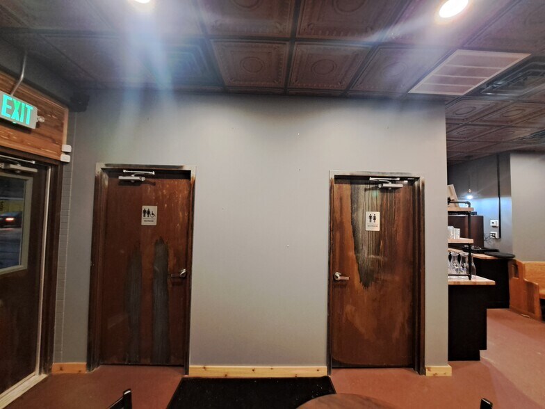 More Photos Of 5900 Miller Ave, Gary Restaurant For Sale