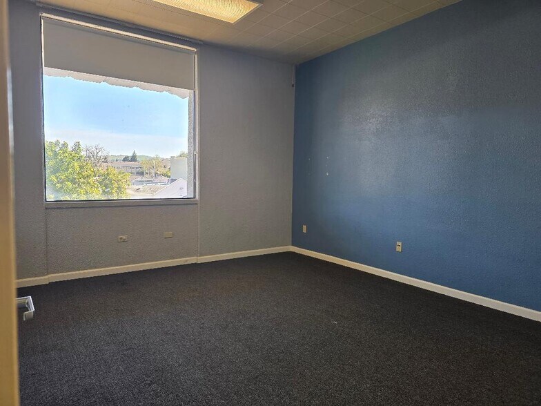 More Photos Of 1139-1155 A St, Hayward Office For Lease