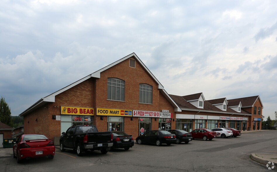 Primary Photo Of 2 Castlewood Blvd, Dundas Storefront Retail Office For Lease