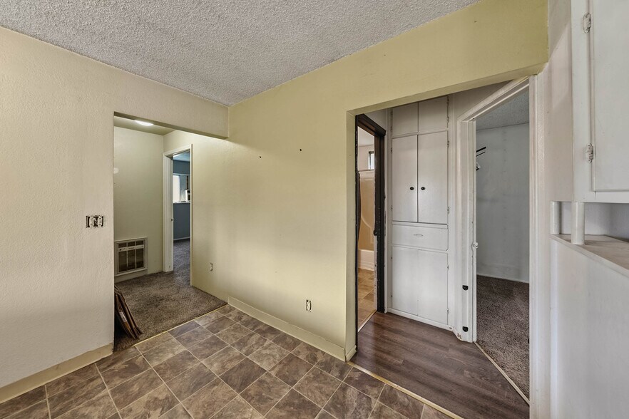 More Photos Of 6531 Lower River Rd, Grants Pass Specialty For Sale