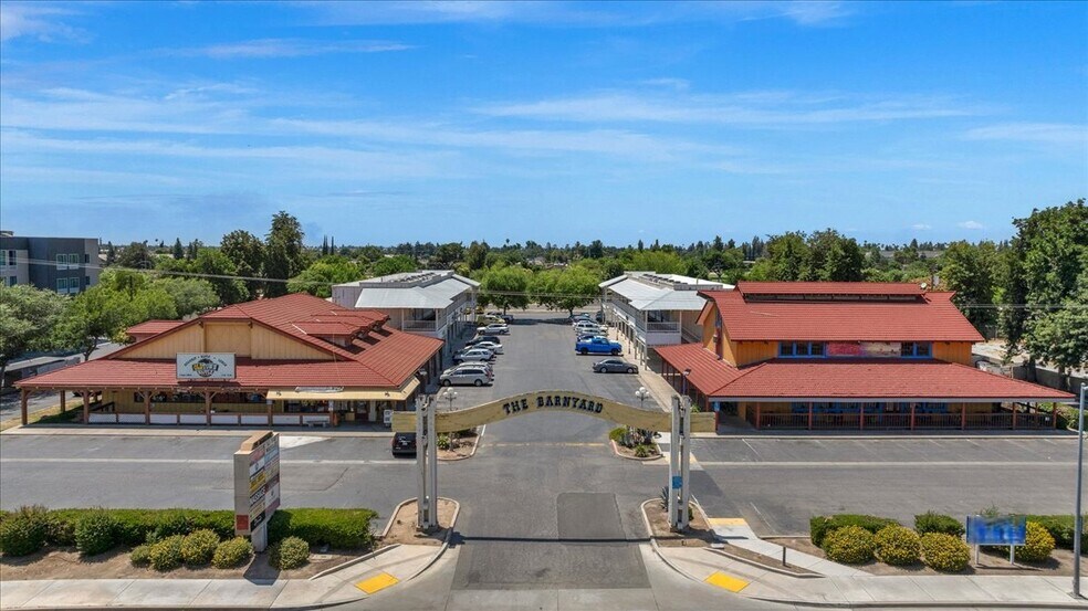 More Photos Of 1458-1468 Clovis Ave, Clovis Unknown For Lease