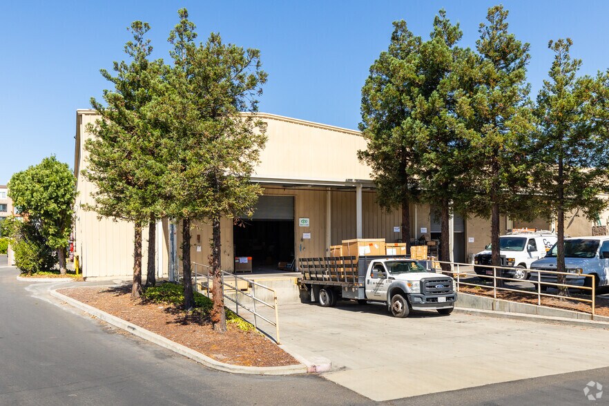 More Photos Of 1185 Campbell Ave, San Jose Warehouse For Lease