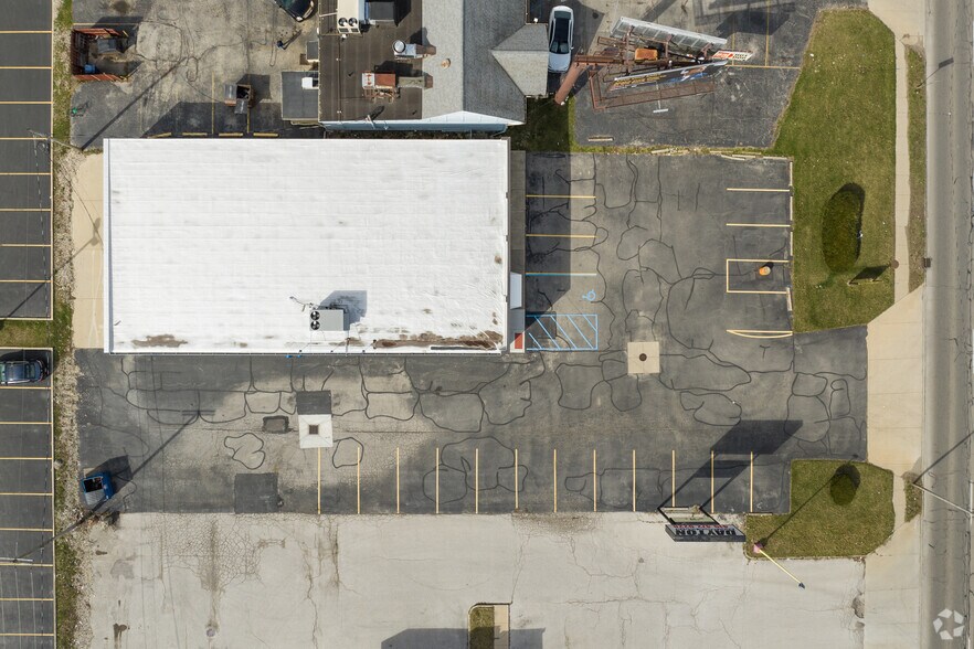 More Photos Of 1131 W Alexis Rd, Toledo Freestanding For Sale