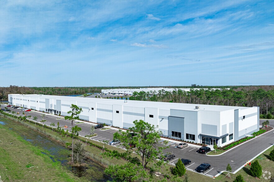 More Photos Of 6115-6150 Tri County Commerce Way, Fort Myers Unknown For Lease