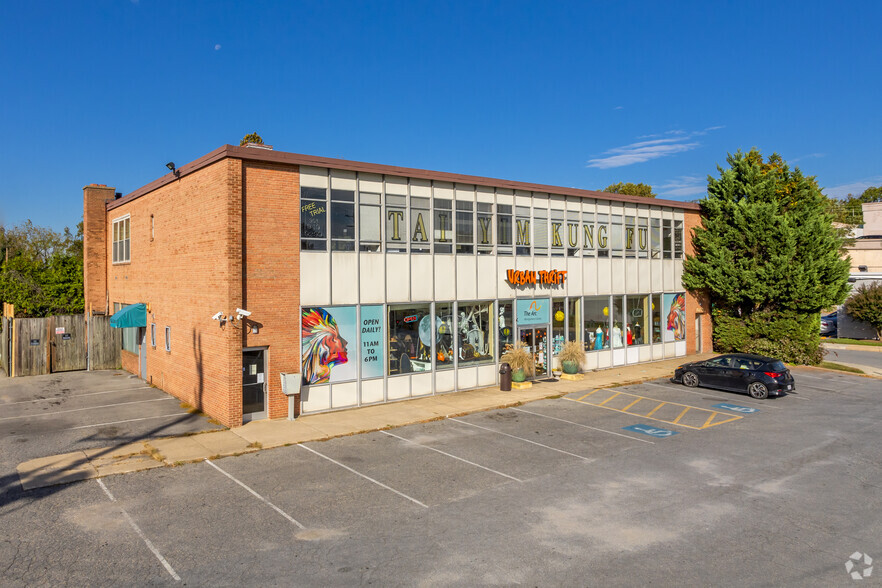 Primary Photo Of 10730 Connecticut Ave, Kensington Storefront Retail Office For Sale