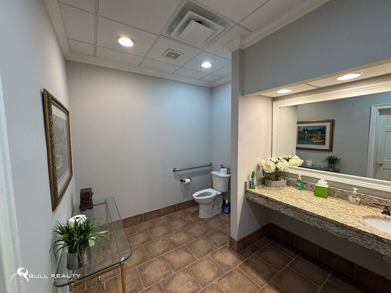 More Photos Of 4651 Olde Towne Pky, Marietta Office Residential For Lease