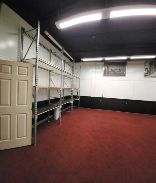 More Photos Of 3841 Birch St, Newport Beach Light Manufacturing For Lease