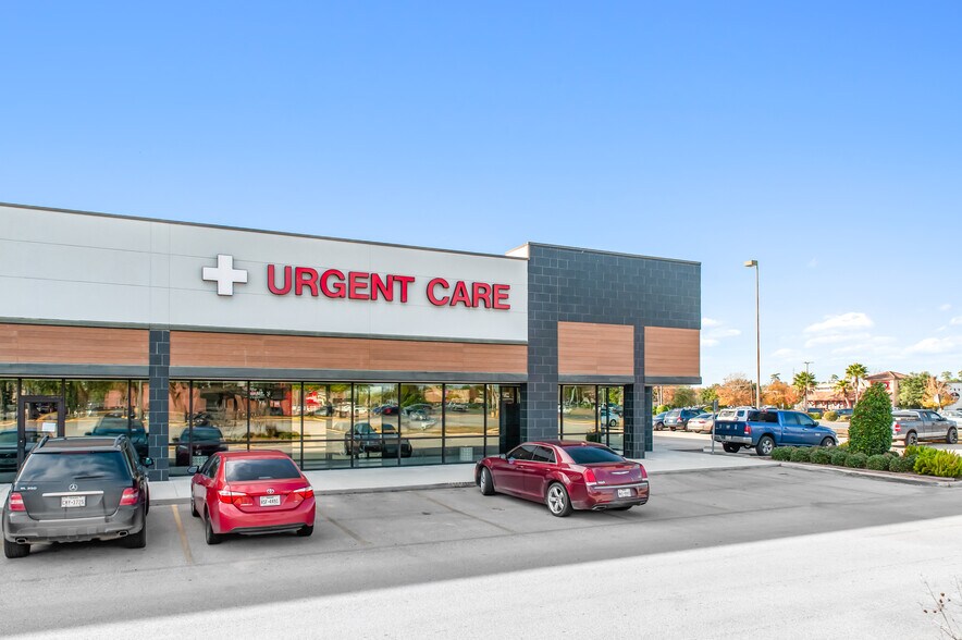 More Photos Of 7130-7157 E FM-1960, Humble Unknown For Lease