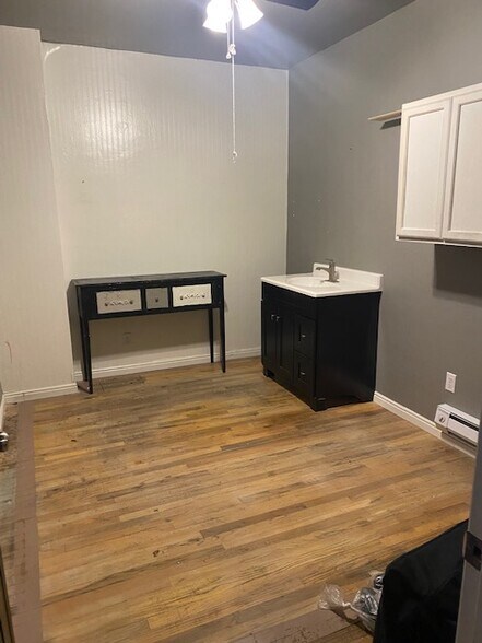 More Photos Of 34 N Main St, Roosevelt General Retail For Sale