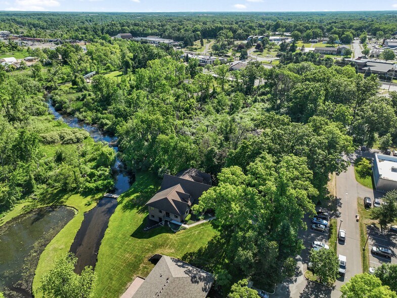More Photos Of 440 W Centre Ave, Portage Office For Sale