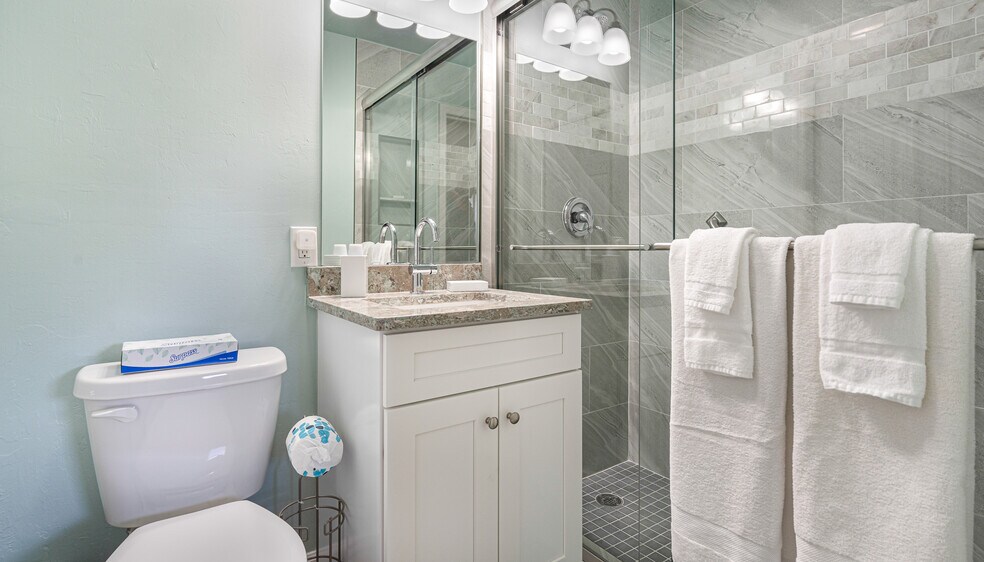 More Photos Of 832 Donax St, Sanibel Apartments For Sale