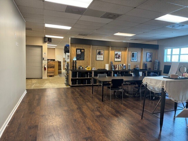 More Photos Of 30798 US Highway 19 N, Palm Harbor Warehouse For Lease