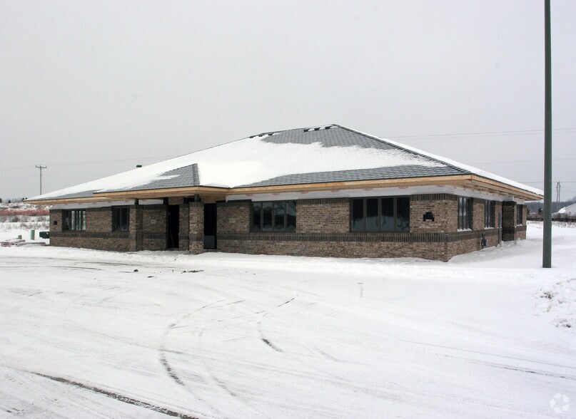 More Photos Of 8951-8957 33rd St N, Lake Elmo Office For Sale