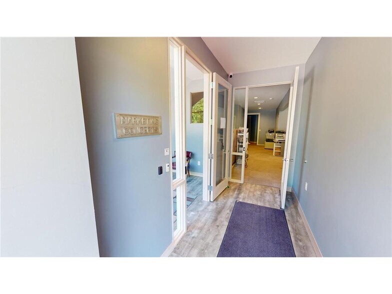 More Photos Of 768 N Creek Dr, Willmar Flex For Sale