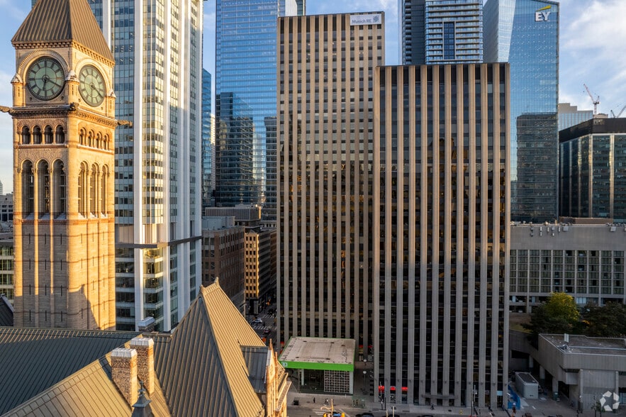More Photos Of 65 Queen St W, Toronto Office For Sale