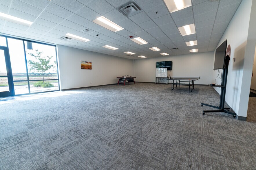 More Photos Of 22600 E I-76 Frontage Rd, Brighton Warehouse For Lease