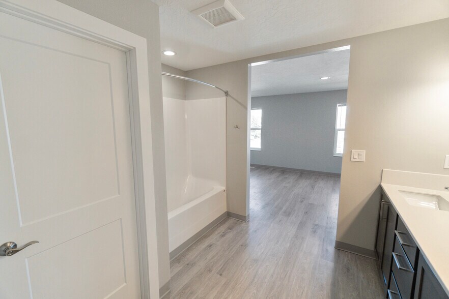 More Photos Of , Spokane Valley Multifamily For Sale