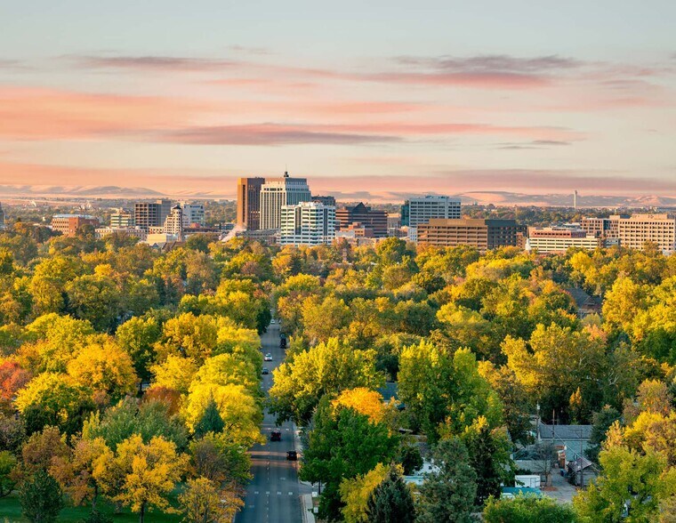 More Photos Of 1491 S Eagle Rd, Meridian Auto Repair For Sale