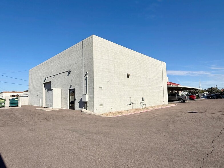 More Photos Of 398 S Arizona Ave, Chandler Freestanding For Lease