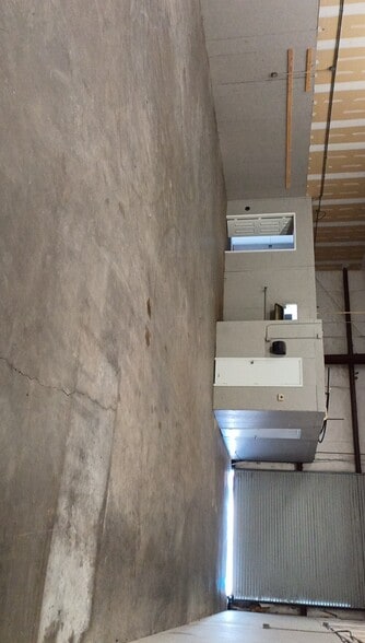 More Photos Of 3315 Spring Cypress Rd, Spring Unknown For Lease
