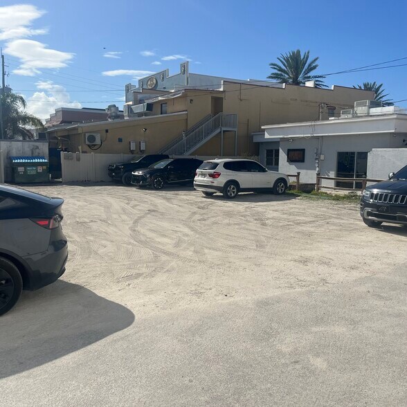 More Photos Of 418 Canal St, New Smyrna Beach Loft Creative Space For Sale