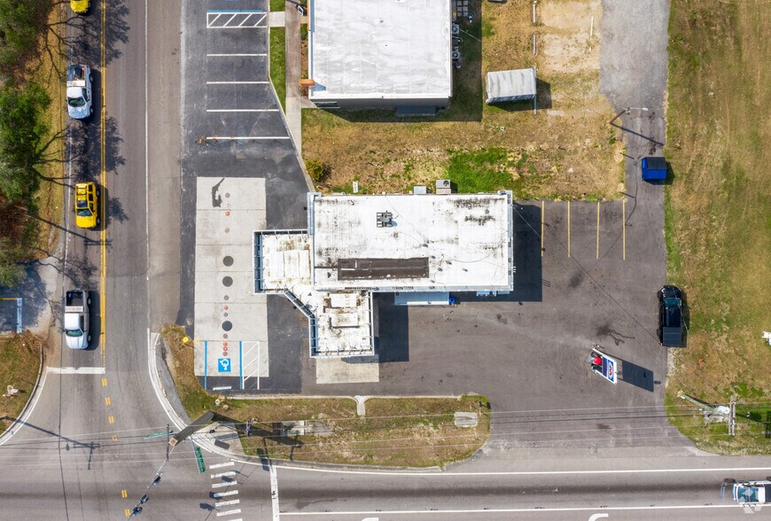 More Photos Of 32720 State Road 52, San Antonio Service Station For Sale
