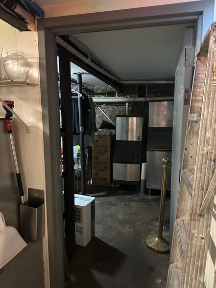 More Photos Of 149 Elmwood Ave, Buffalo Freestanding For Sale