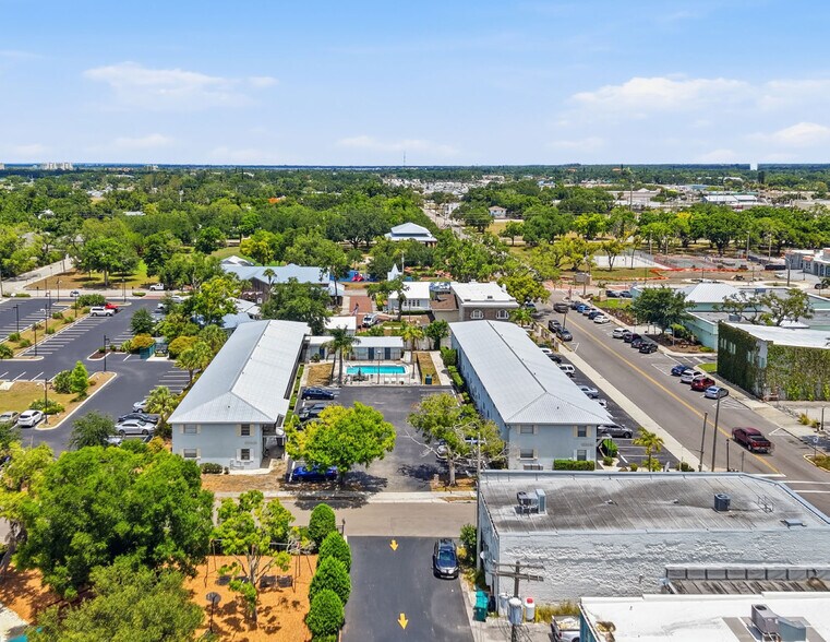 More Photos Of , Palmetto Multifamily For Sale