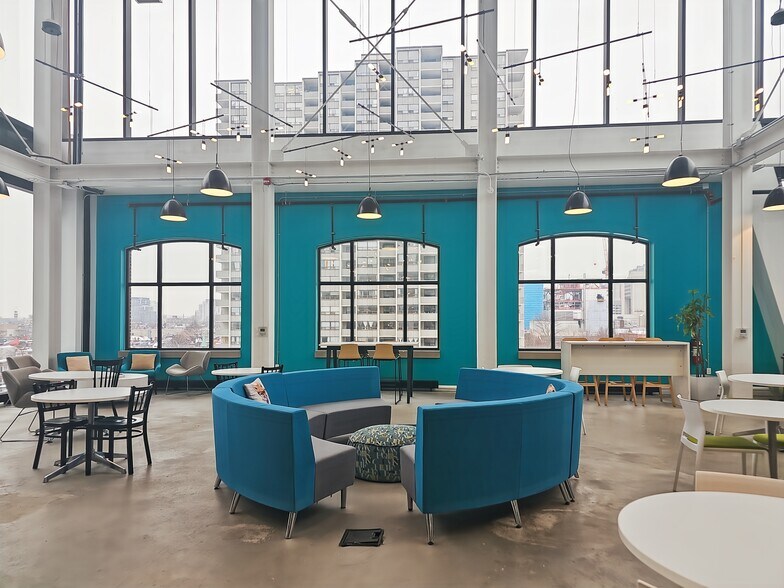 More Photos Of 180 John St, Toronto Coworking Space