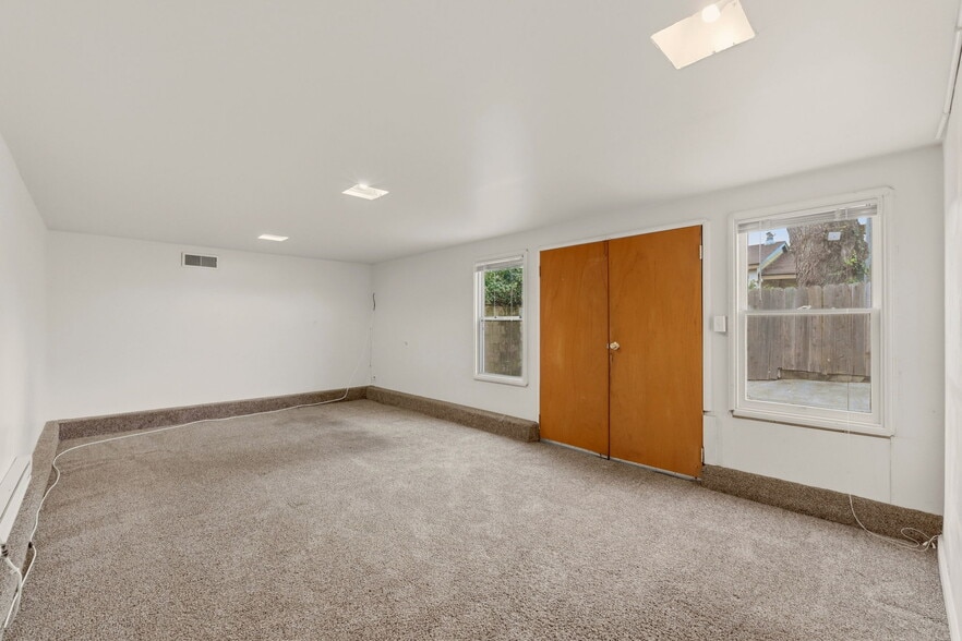 More Photos Of 24954 Cypress Ave, Hayward Multifamily For Sale