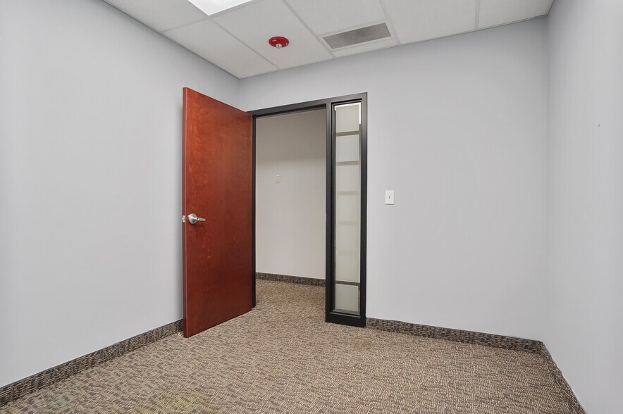 More Photos Of 3333 Massillon Rd, Akron Bank For Lease
