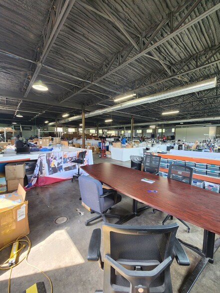 More Photos Of 1301 E 31st St, Kansas City Light Manufacturing For Lease