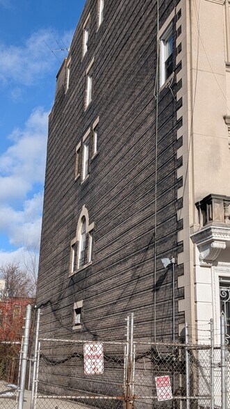 More Photos Of 889 Saint Marks Ave, Brooklyn Apartments For Sale