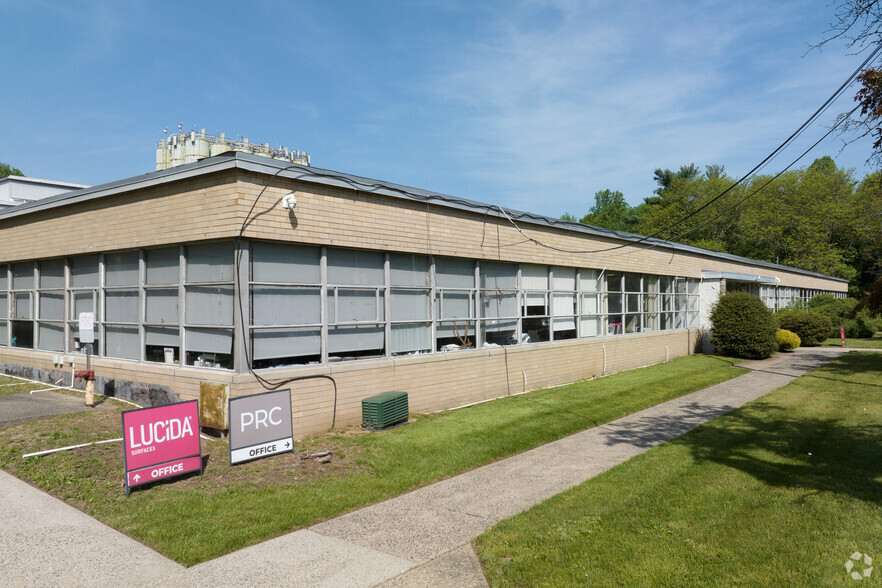 Primary Photo Of 55 Haul Rd, Wayne Warehouse For Lease