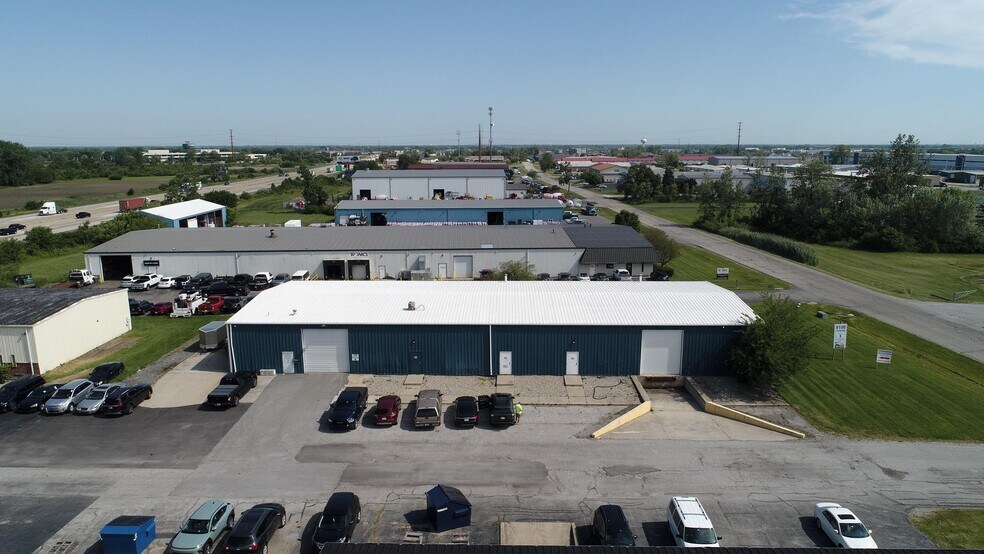 More Photos Of 9100 Louisiana St, Merrillville Warehouse For Lease