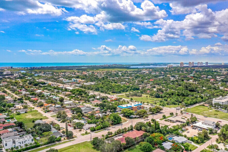 More Photos Of 28089 Vanderbilt Dr, Bonita Springs Office For Lease