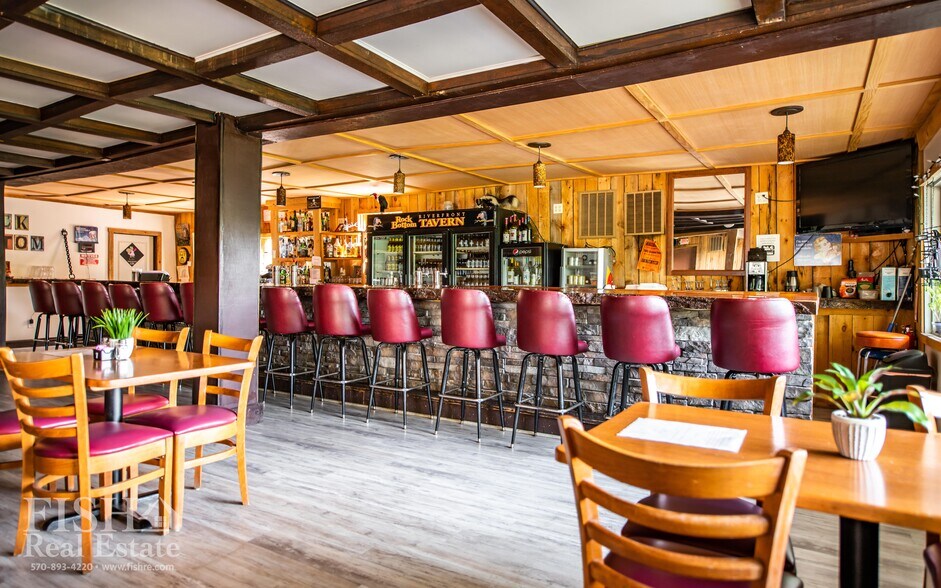 More Photos Of 2093 Island Rd, Lock Haven Restaurant For Sale