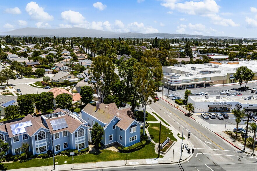 More Photos Of 503 W Palm Dr, Placentia Office Residential For Lease