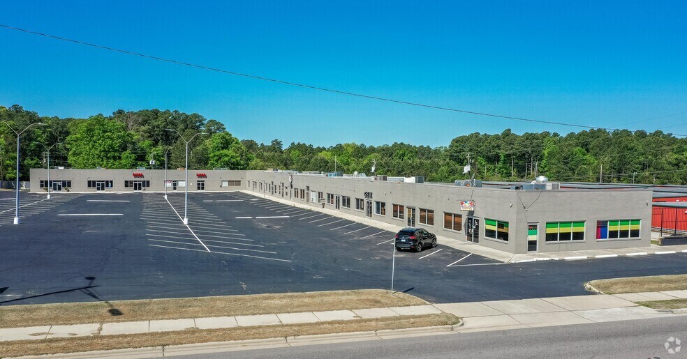 More Photos Of 5101-5197 Bragg Blvd, Fayetteville General Retail For Lease