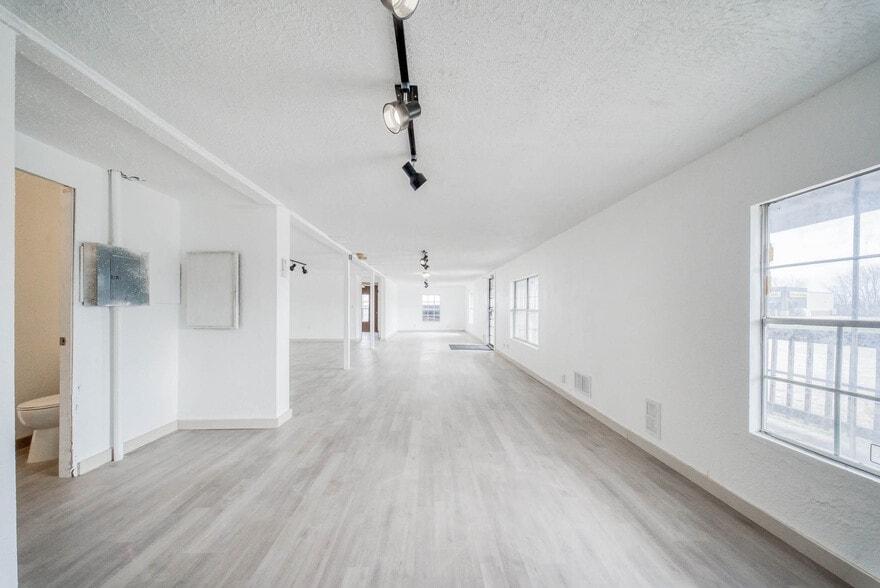 More Photos Of 17475 S US Highway 63, Rolla General Retail For Sale