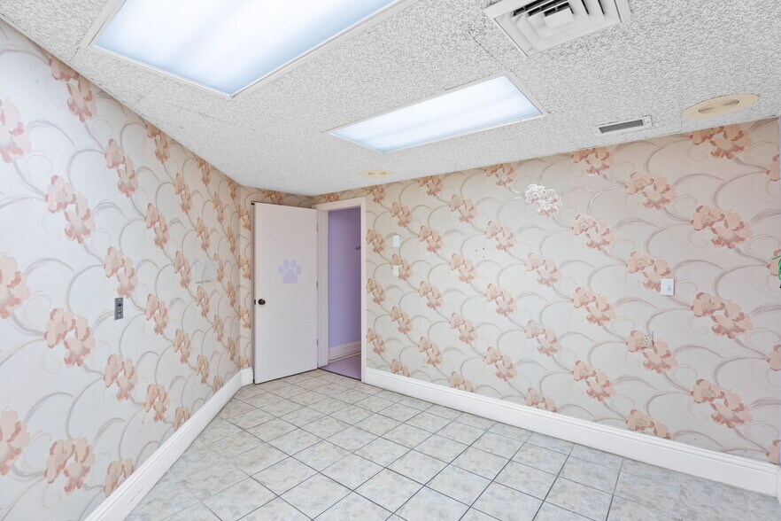 More Photos Of 2685 Swamp Cabbage Ct, Fort Myers Medical For Sale