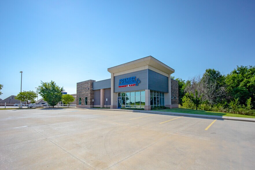 More Photos Of 2804 SW 134th St, Oklahoma City Medical For Sale