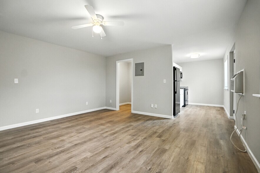 More Photos Of 1962-1970 Westwood Northern Blvd, Cincinnati Apartments For Sale