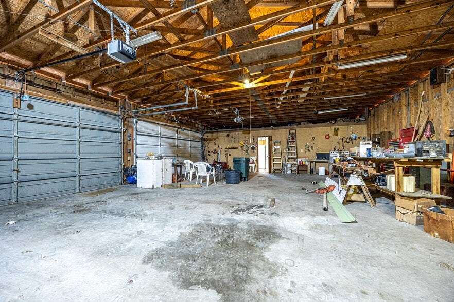 More Photos Of 1313 Irvin Ave SW, Live Oak Apartments For Sale