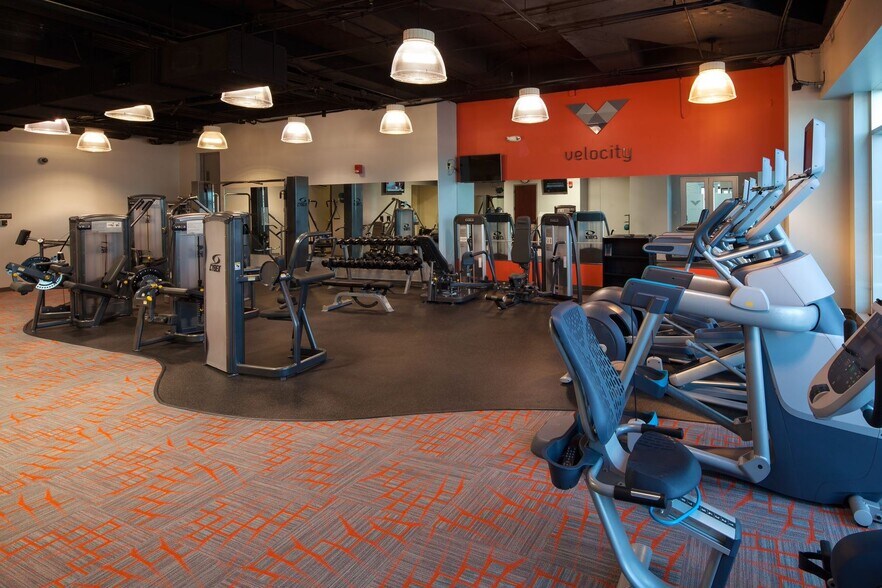 More Photos Of 421 Fayetteville St, Raleigh Coworking Space